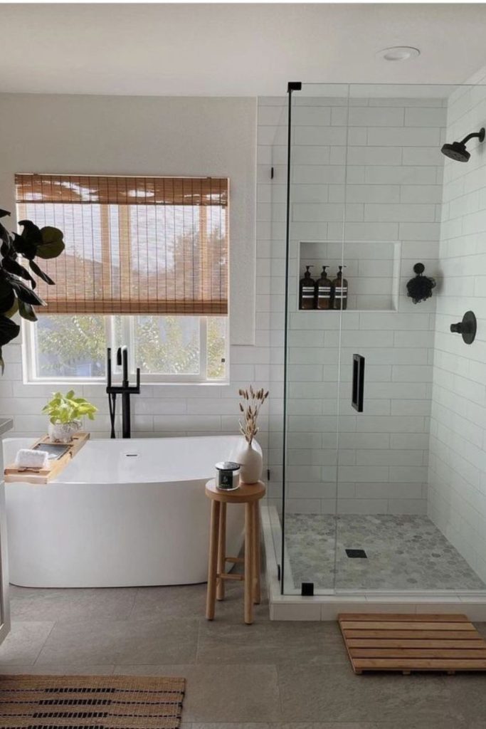 Japanese-inspired compact wetroom with soaking tub