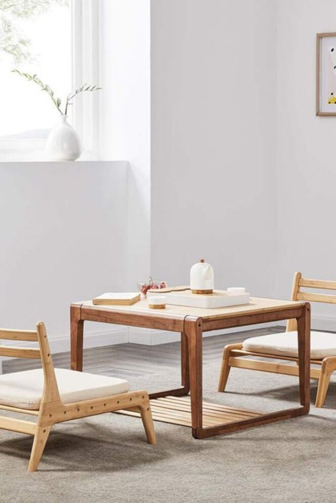 Foldable chairs with minimalist floor mats