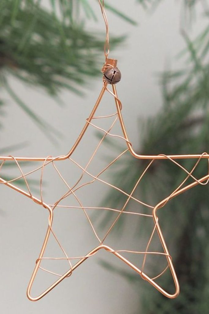 Hand-bent metallic wire star ornaments