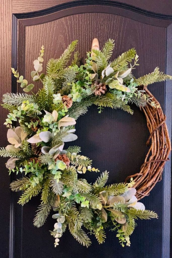 Crescent evergreen dark velvet winter accent