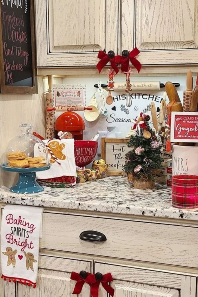 Vintage recipe card garland décor.