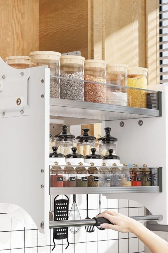 Pull-down rack for glasses and mugs