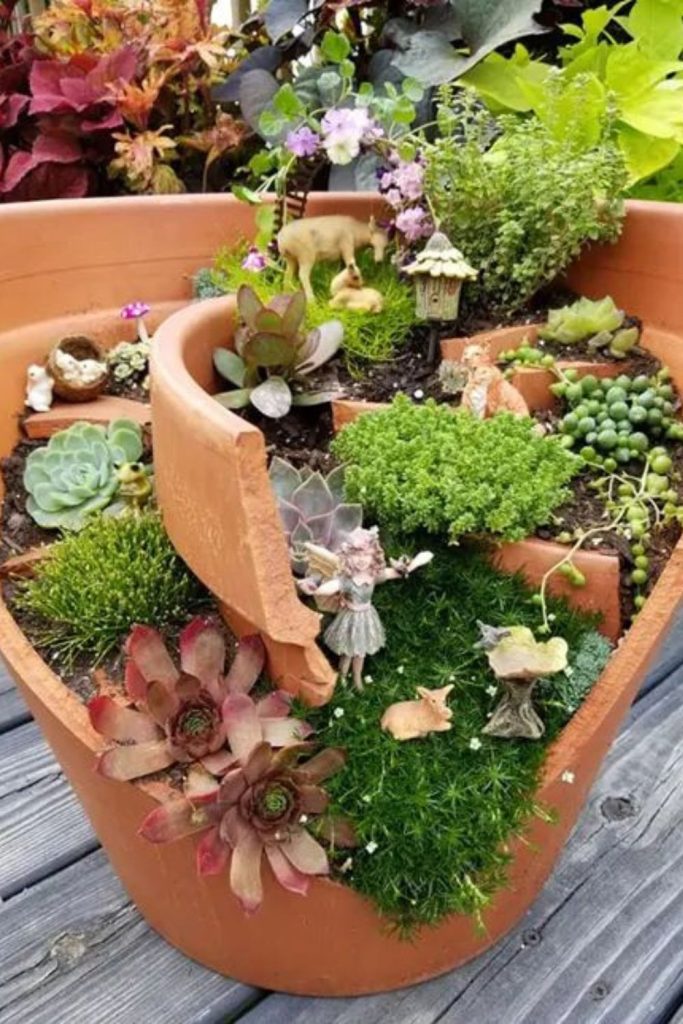 Broken pot fairy garden scene