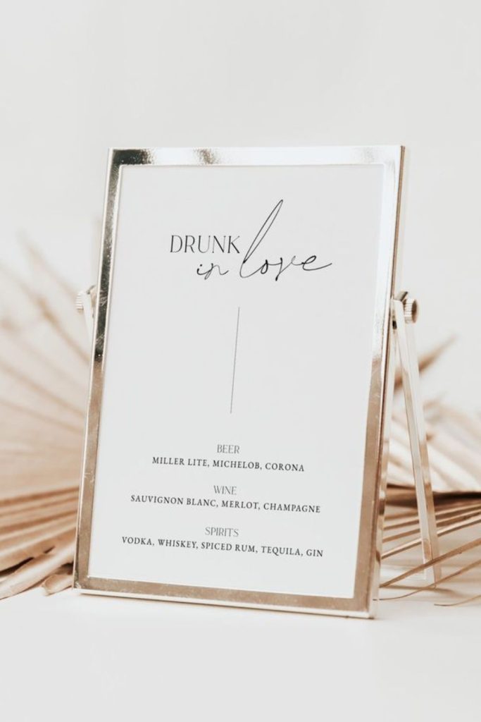 Minimal line art canvas bar menu