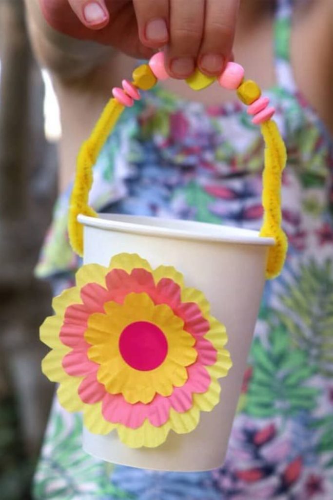 Paper cup hanging flower garden craft