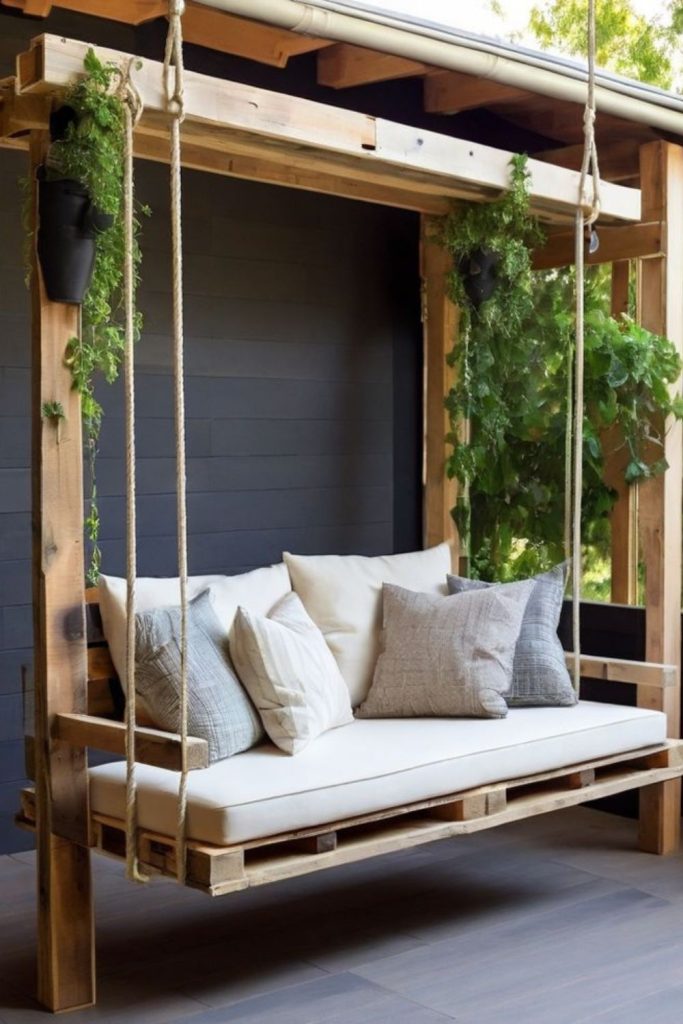 Reclaimed pallet wood DIY swing seat