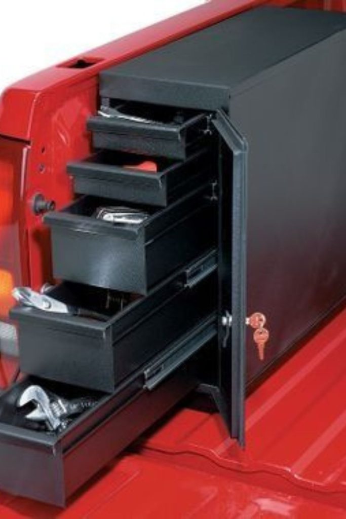 Sliding tool tray platform for truck bed