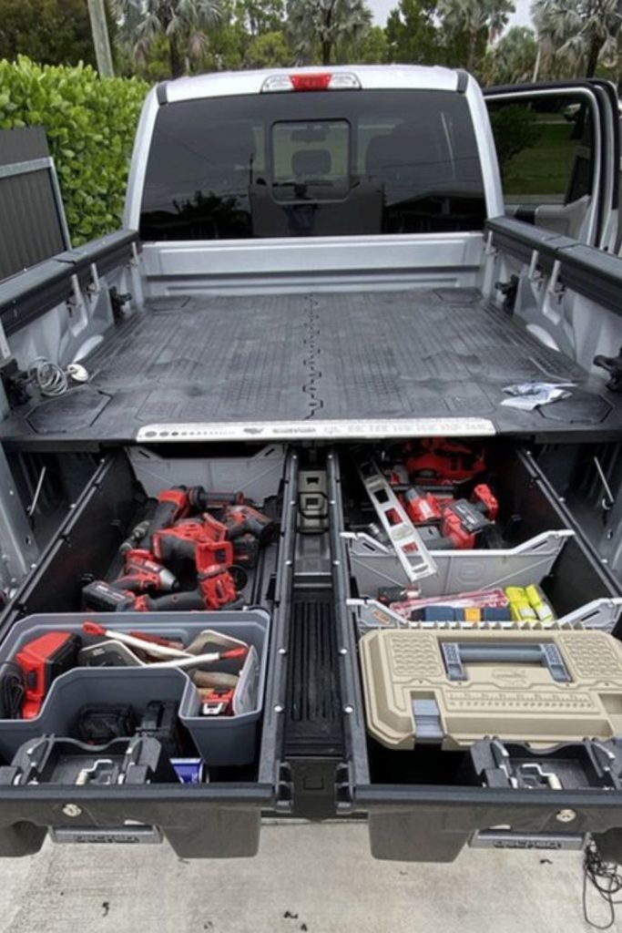 Side rail mounted modular tool channel storage