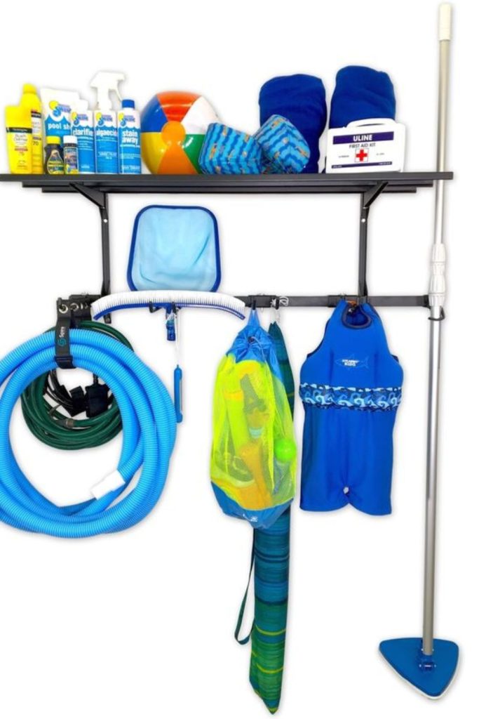 Aqua fitness gear lock wall