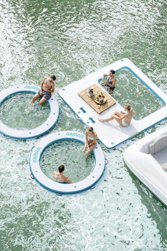 Floating swim timer buoy station