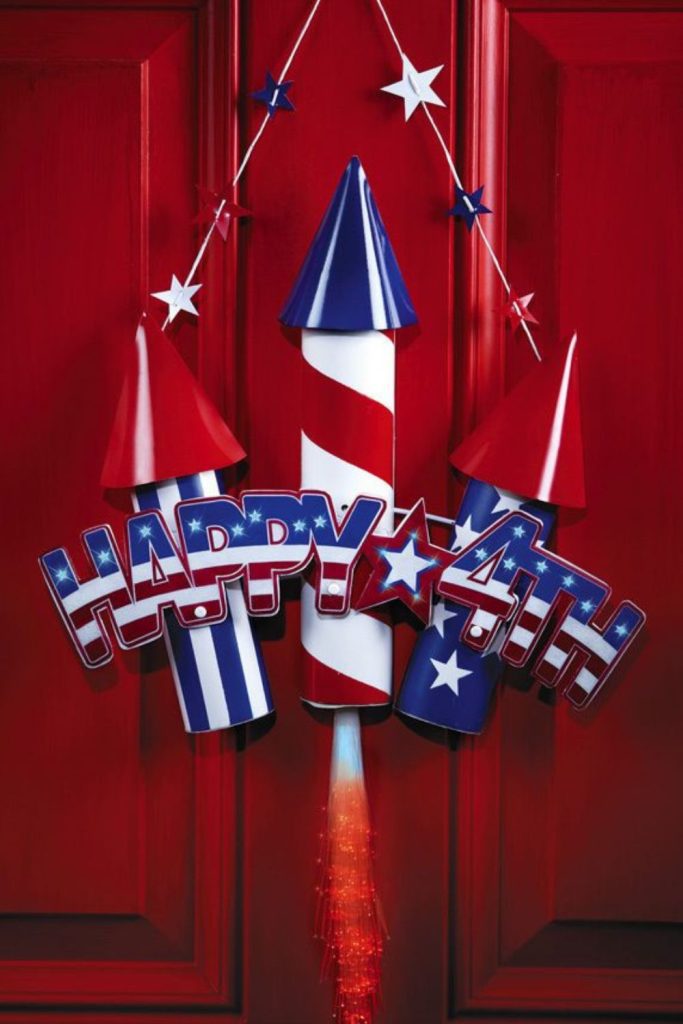 Vintage rocket inspired patriotic hanger design.