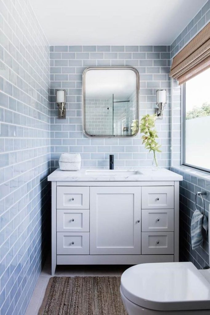 Coastal blue small bathroom design.