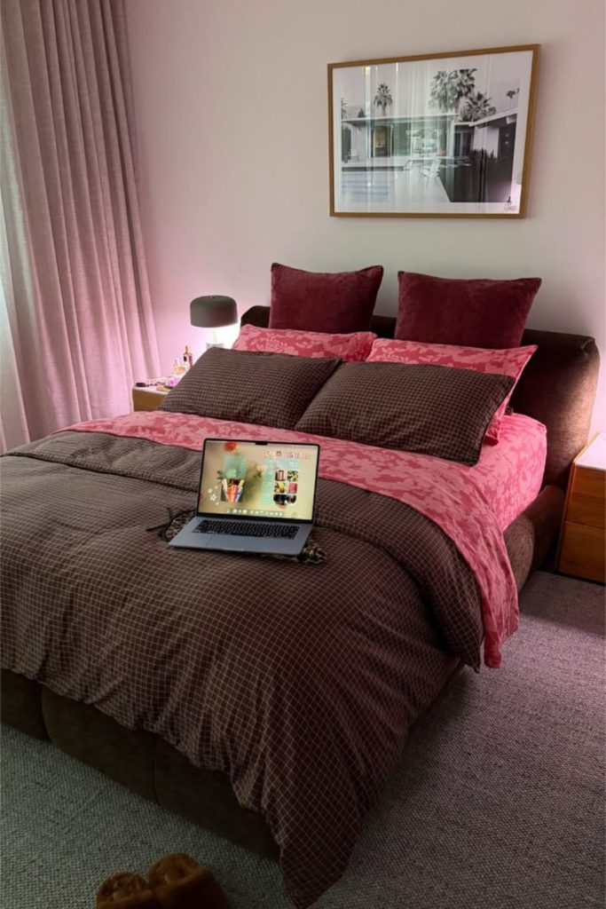 Warm pink chocolate bedroom cocoon