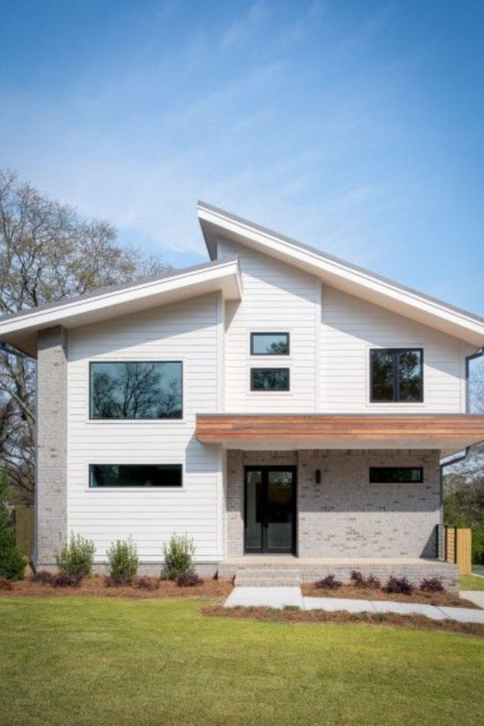 Modern floating roof house design.